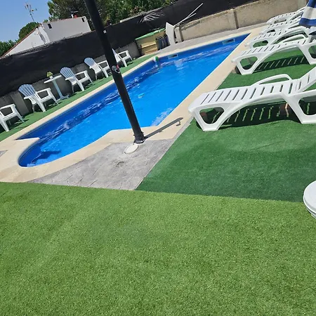 Donde Javi Con Piscina 50 Minutos Madrid En Escalona