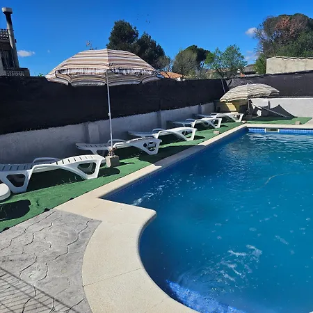 Сasa de vacaciones Donde Javi Con Piscina 50 Minutos Madrid En Escalona