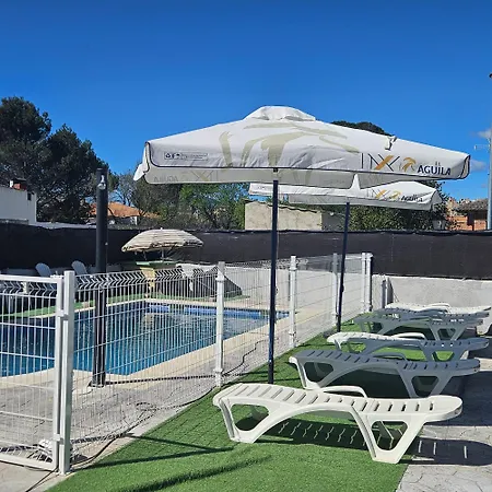 Donde Javi Con Piscina 50 Minutos Madrid En Escalona Сasa de vacaciones