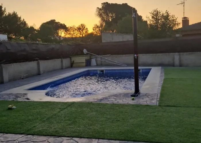 Donde Javi Con Piscina 50 Minutos Madrid En Escalona *