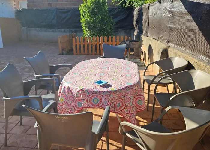 Donde Javi Con Piscina 50 Minutos Madrid En Escalona Сasa de vacaciones