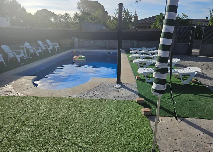 בית נופש Donde Javi Con Piscina 50 Minutos Madrid En Escalona טולדו