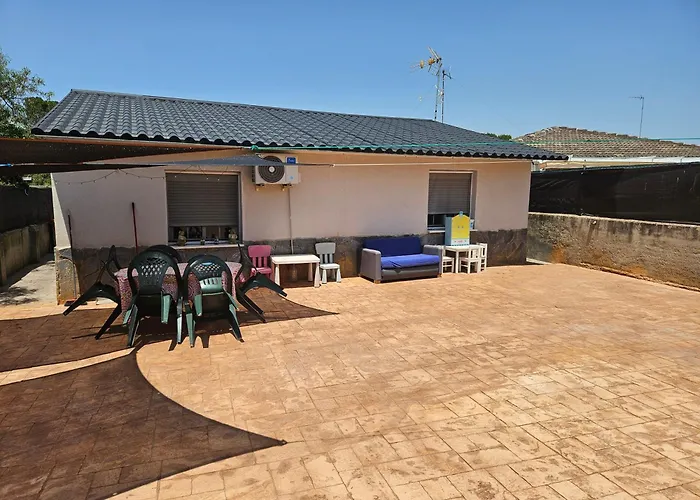 Donde Javi Con Piscina 50 Minutos Madrid En Escalona בית נופש *