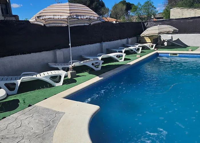 Сasa de vacaciones Donde Javi Con Piscina 50 Minutos Madrid En Escalona